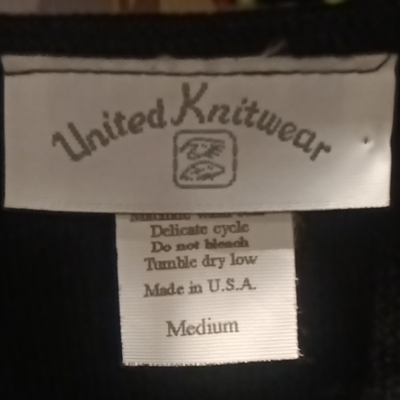 FINAL PRICE United Knitwear black l/s cotton sweater w side slits saggy pockets - Picture 1 of 14